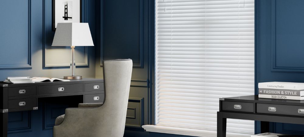 What colour blinds and curtains go with navy walls?
